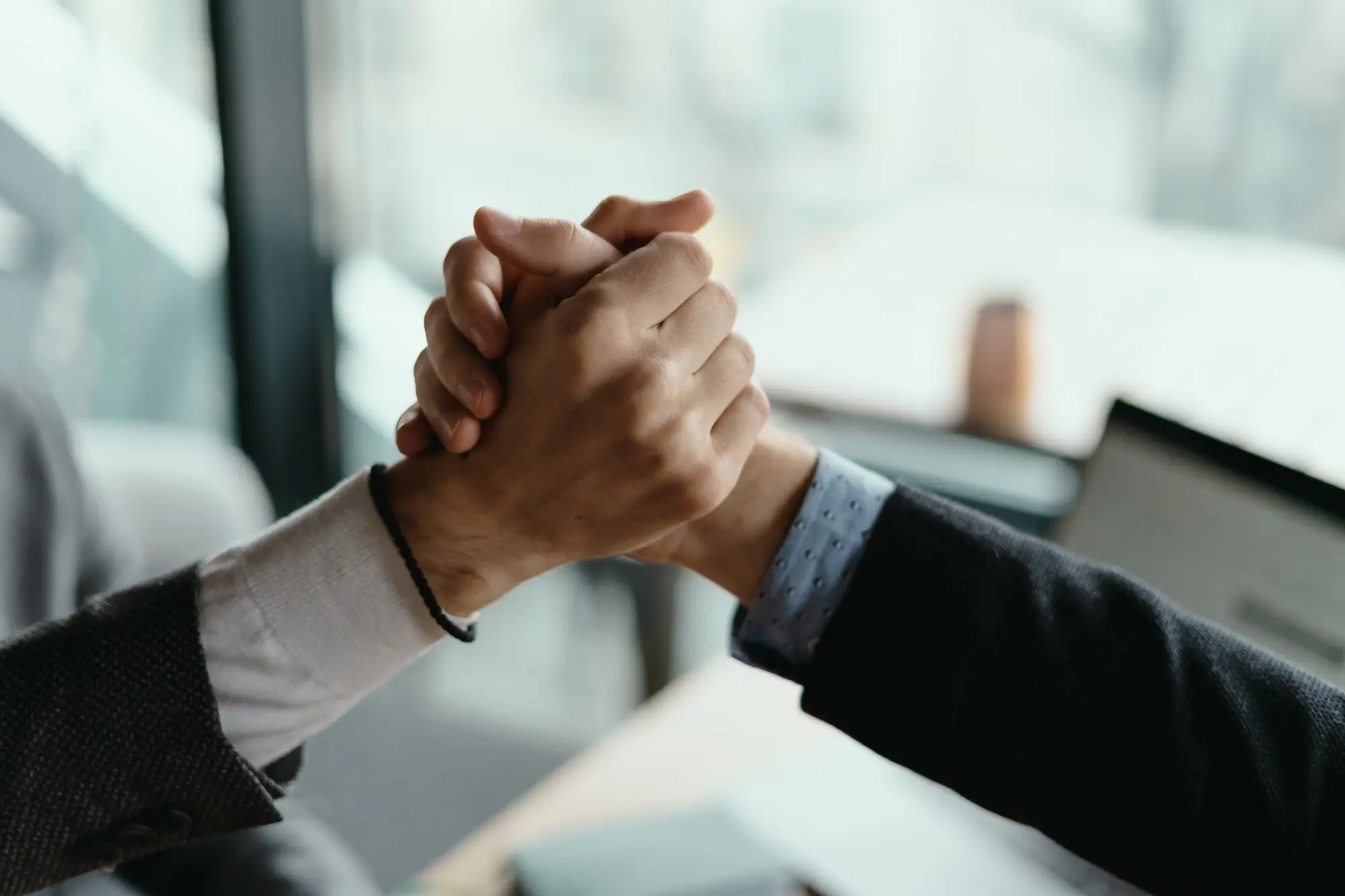 shake hands